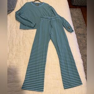 Daily Drills SOLD OUT Striped SET Malibu and Teal M/L EUC Worn Once Pants & Top
